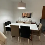 Aconchegante Quarto Cama De Casal Em Apartamento 101